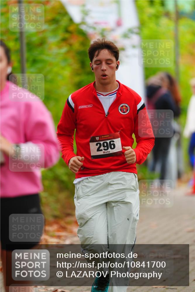 11.10.2026 - Bramfelder Halbmarathon 2026 LAZAROV Photography http://msf.ph/oto/10841700 11.10.2026 10:12:29 Laufen 35, 296 meine-sportfotos.de