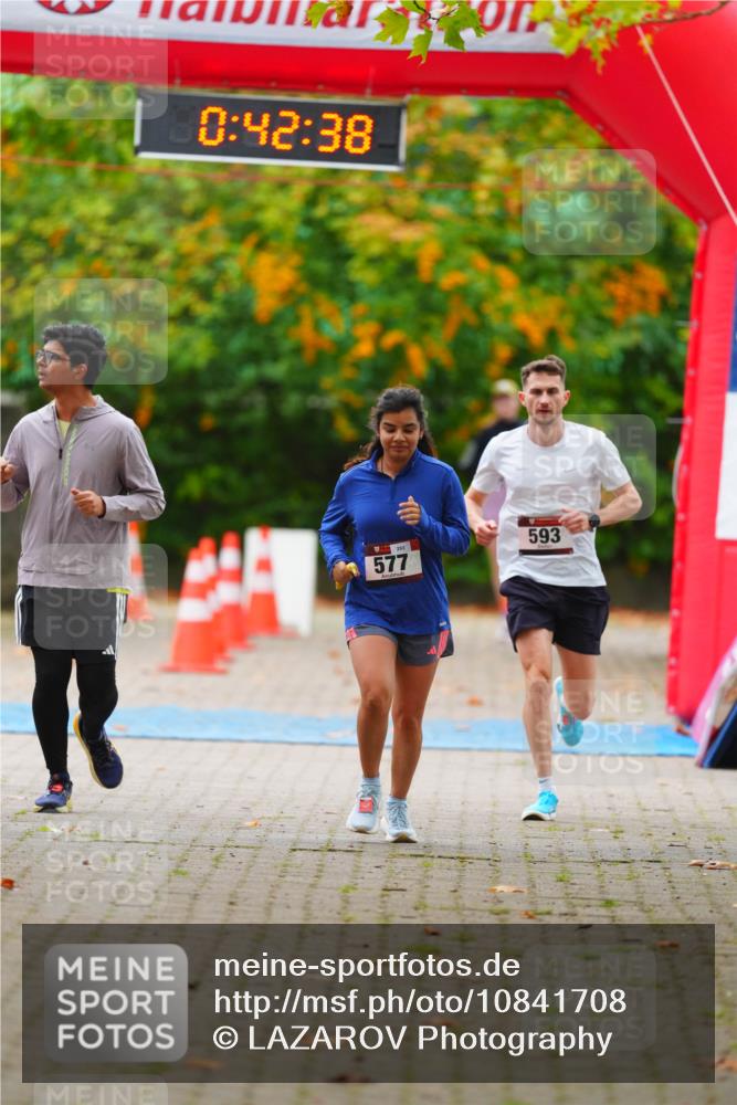 11.10.2026 - Bramfelder Halbmarathon 2026 LAZAROV Photography http://msf.ph/oto/10841708 11.10.2026 10:12:36 Laufen 0, 42, 38, 577, 593 meine-sportfotos.de