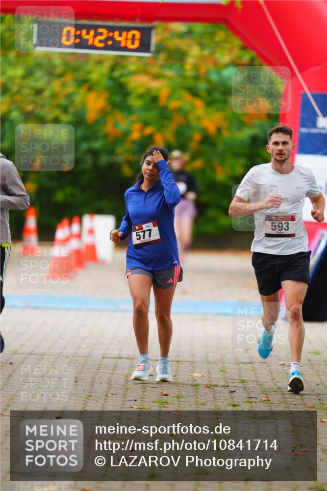 11.10.2026 - Bramfelder Halbmarathon 2026 LAZAROV Photography http://msf.ph/oto/10841714 11.10.2026 10:12:38 Laufen 0, 42, 40, 293, 577, 593 meine-sportfotos.de