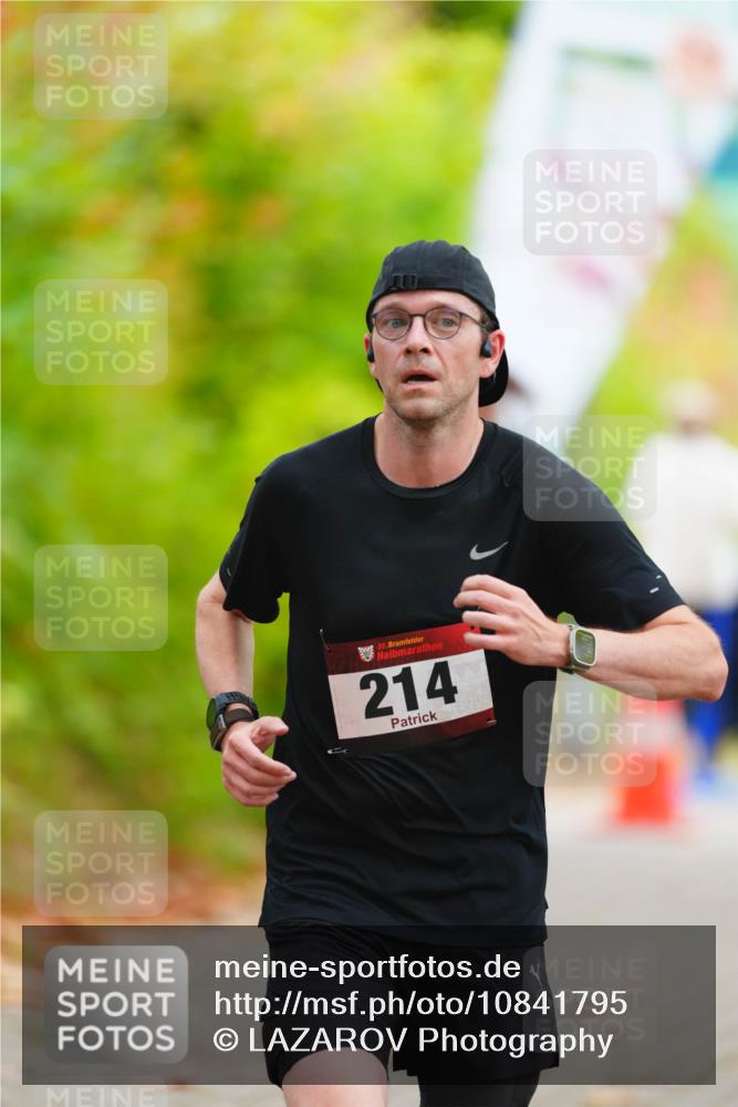 11.10.2026 - Bramfelder Halbmarathon 2026 LAZAROV Photography http://msf.ph/oto/10841795 11.10.2026 10:14:07 Laufen 35, 214 meine-sportfotos.de