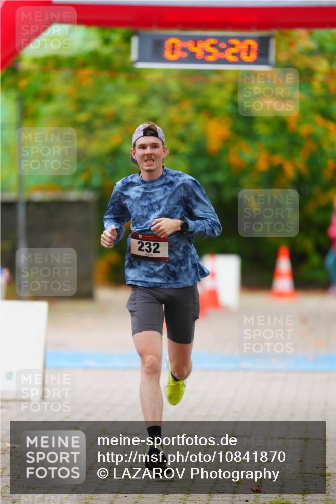 11.10.2026 - Bramfelder Halbmarathon 2026 LAZAROV Photography http://msf.ph/oto/10841870 11.10.2026 10:15:18 Laufen 0, 45, 20, 232 meine-sportfotos.de