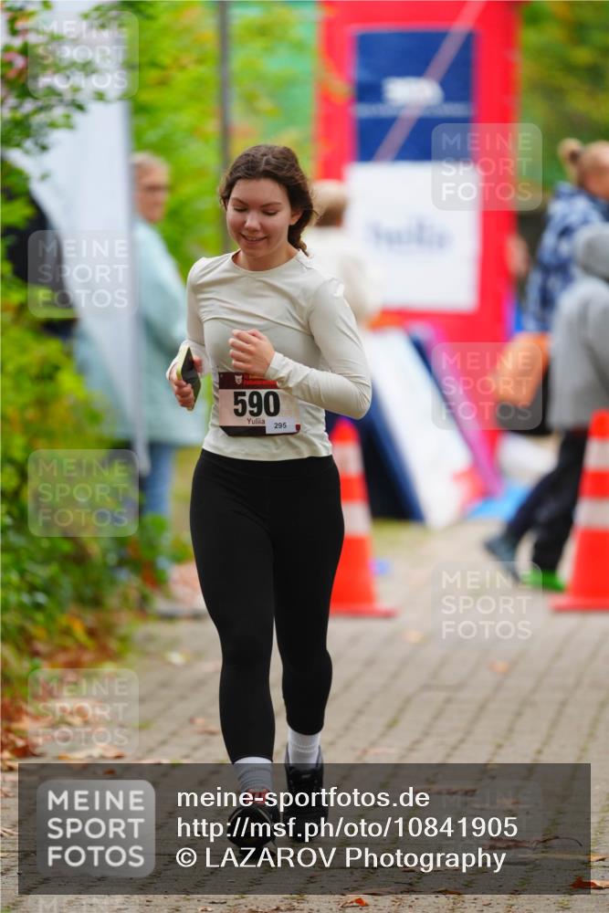 11.10.2026 - Bramfelder Halbmarathon 2026 LAZAROV Photography http://msf.ph/oto/10841905 11.10.2026 10:15:52 Laufen 590, 295 meine-sportfotos.de