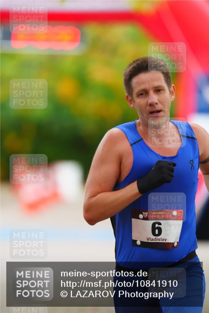 11.10.2026 - Bramfelder Halbmarathon 2026 LAZAROV Photography http://msf.ph/oto/10841910 11.10.2026 10:15:57 Laufen 35, 6 meine-sportfotos.de
