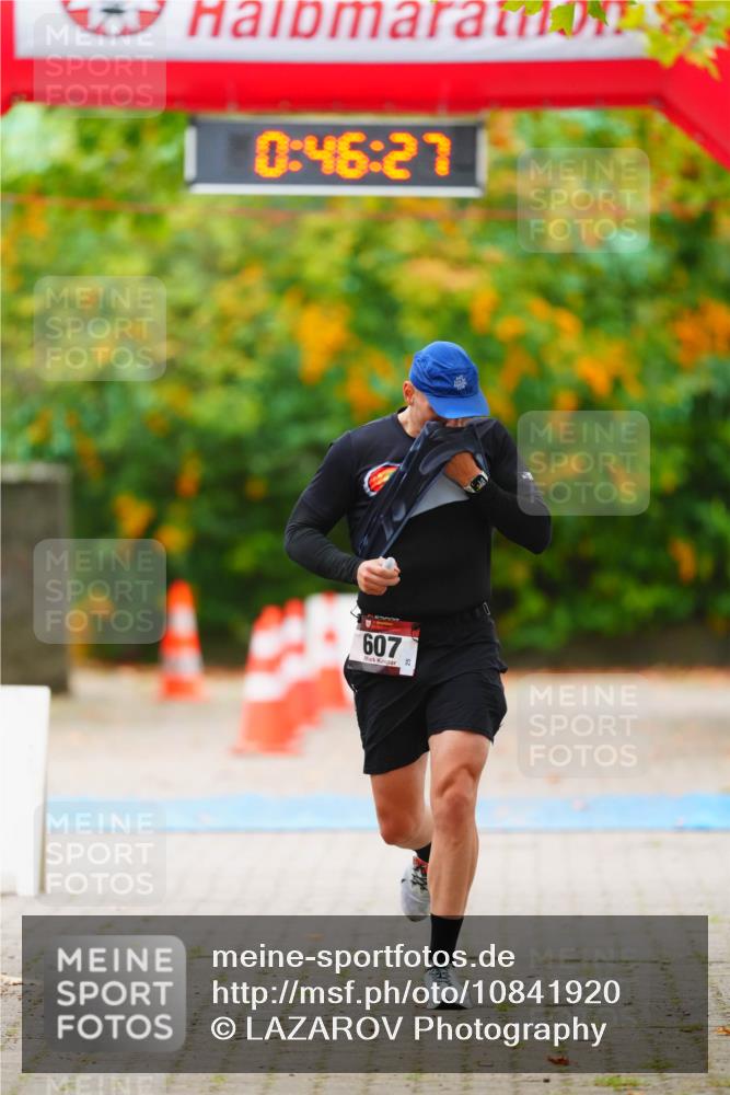 11.10.2026 - Bramfelder Halbmarathon 2026 LAZAROV Photography http://msf.ph/oto/10841920 11.10.2026 10:16:25 Laufen 01, 0, 46, 27, 607 meine-sportfotos.de