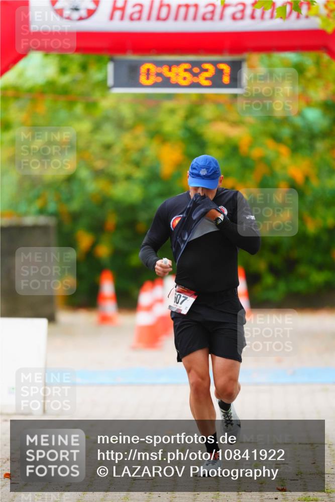 11.10.2026 - Bramfelder Halbmarathon 2026 LAZAROV Photography http://msf.ph/oto/10841922 11.10.2026 10:16:25 Laufen 0, 46, 27, 07 meine-sportfotos.de