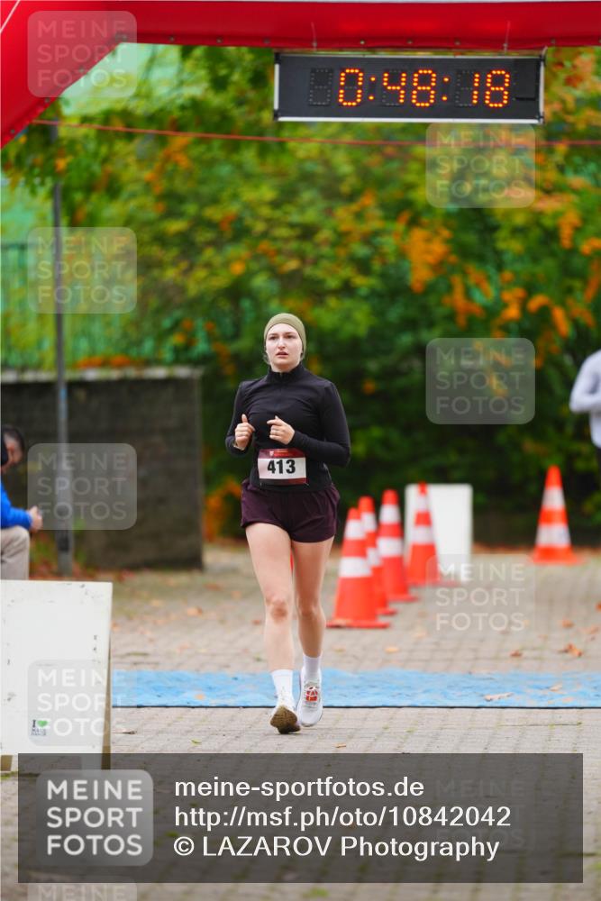 11.10.2026 - Bramfelder Halbmarathon 2026 LAZAROV Photography http://msf.ph/oto/10842042 11.10.2026 10:18:16 Laufen 413, 0, 48, 18 meine-sportfotos.de
