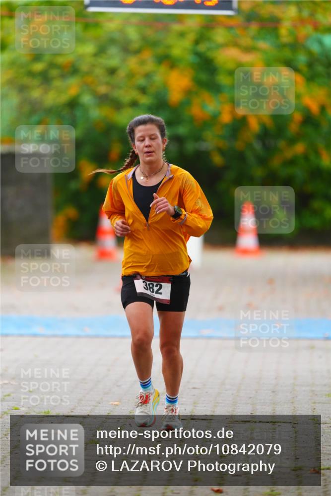 11.10.2026 - Bramfelder Halbmarathon 2026 LAZAROV Photography http://msf.ph/oto/10842079 11.10.2026 10:18:41 Laufen 382 meine-sportfotos.de
