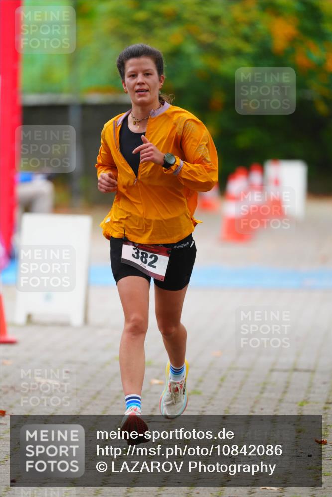11.10.2026 - Bramfelder Halbmarathon 2026 LAZAROV Photography http://msf.ph/oto/10842086 11.10.2026 10:18:42 Laufen 382 meine-sportfotos.de