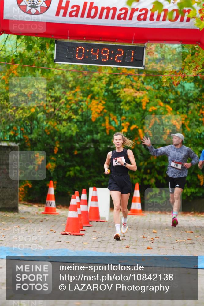 11.10.2026 - Bramfelder Halbmarathon 2026 LAZAROV Photography http://msf.ph/oto/10842138 11.10.2026 10:19:19 Laufen 0, 49, 28, 55, 16 meine-sportfotos.de