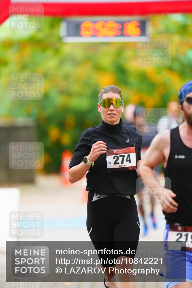 11.10.2026 - Bramfelder Halbmarathon 2026 LAZAROV Photography http://msf.ph/oto/10842221 11.10.2026 10:20:14 Laufen 274, 21 meine-sportfotos.de