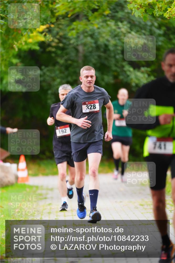 11.10.2026 - Bramfelder Halbmarathon 2026 LAZAROV Photography http://msf.ph/oto/10842233 11.10.2026 10:22:53 Laufen 192, 8, 328, 741 meine-sportfotos.de