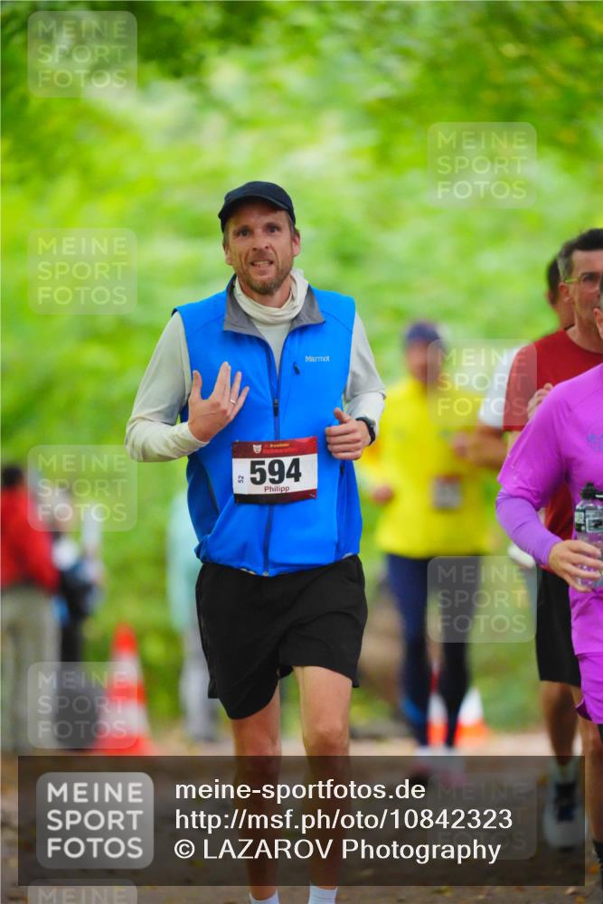 11.10.2026 - Bramfelder Halbmarathon 2026 LAZAROV Photography http://msf.ph/oto/10842323 11.10.2026 10:26:31 Laufen 52, 52, 35, 594 meine-sportfotos.de