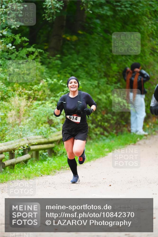 11.10.2026 - Bramfelder Halbmarathon 2026 LAZAROV Photography http://msf.ph/oto/10842370 11.10.2026 10:28:00 Laufen 614 meine-sportfotos.de