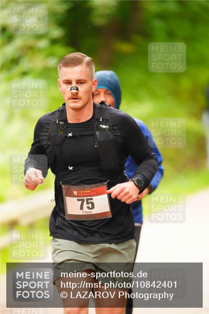 11.10.2026 - Bramfelder Halbmarathon 2026 LAZAROV Photography http://msf.ph/oto/10842401 11.10.2026 10:29:03 Laufen 250, 35, 75 meine-sportfotos.de