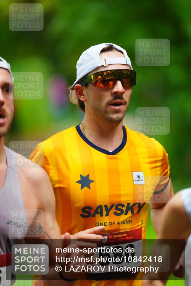 11.10.2026 - Bramfelder Halbmarathon 2026 LAZAROV Photography http://msf.ph/oto/10842418 11.10.2026 10:29:23 Laufen 35, 580 meine-sportfotos.de