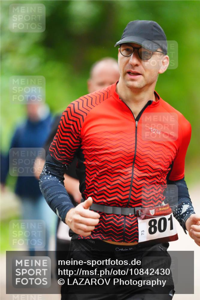 11.10.2026 - Bramfelder Halbmarathon 2026 LAZAROV Photography http://msf.ph/oto/10842430 11.10.2026 10:29:35 Laufen 73, 35, 801 meine-sportfotos.de