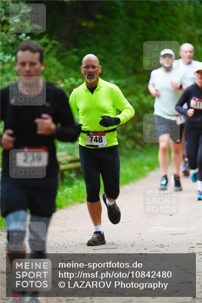 11.10.2026 - Bramfelder Halbmarathon 2026 LAZAROV Photography http://msf.ph/oto/10842480 11.10.2026 10:30:42 Laufen 239, 748, 257, 31 meine-sportfotos.de