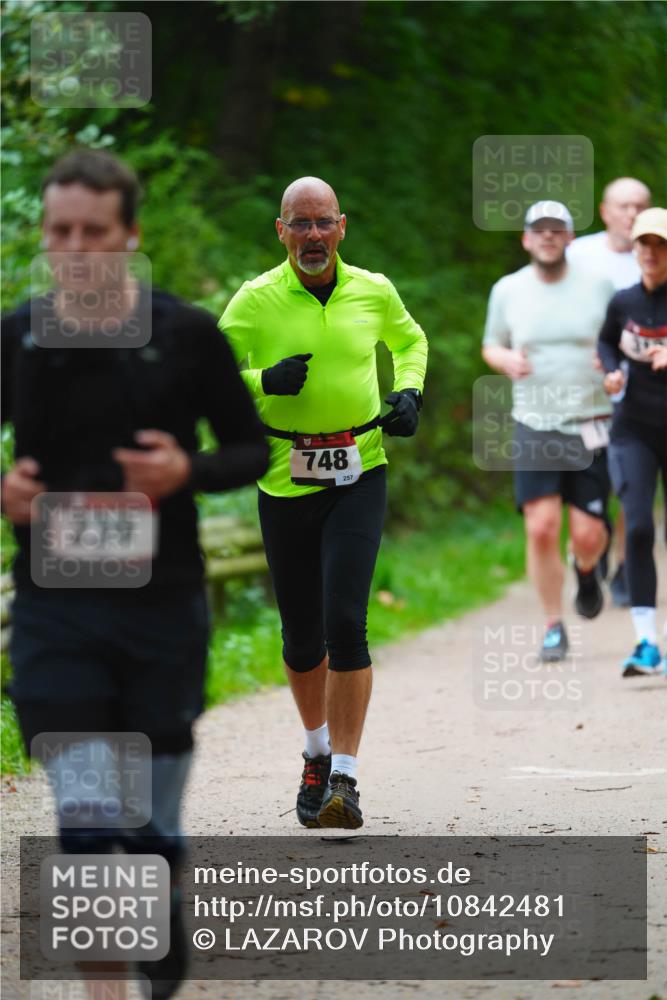 11.10.2026 - Bramfelder Halbmarathon 2026 LAZAROV Photography http://msf.ph/oto/10842481 11.10.2026 10:30:42 Laufen 239, 748, 257 meine-sportfotos.de