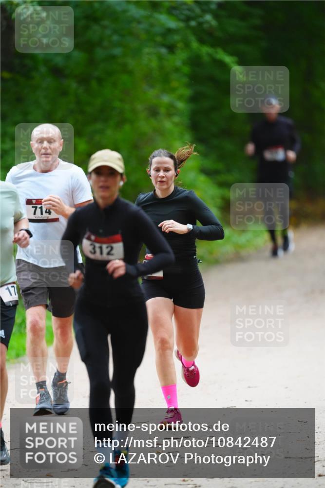 11.10.2026 - Bramfelder Halbmarathon 2026 LAZAROV Photography http://msf.ph/oto/10842487 11.10.2026 10:30:46 Laufen 714, 17, 312 meine-sportfotos.de