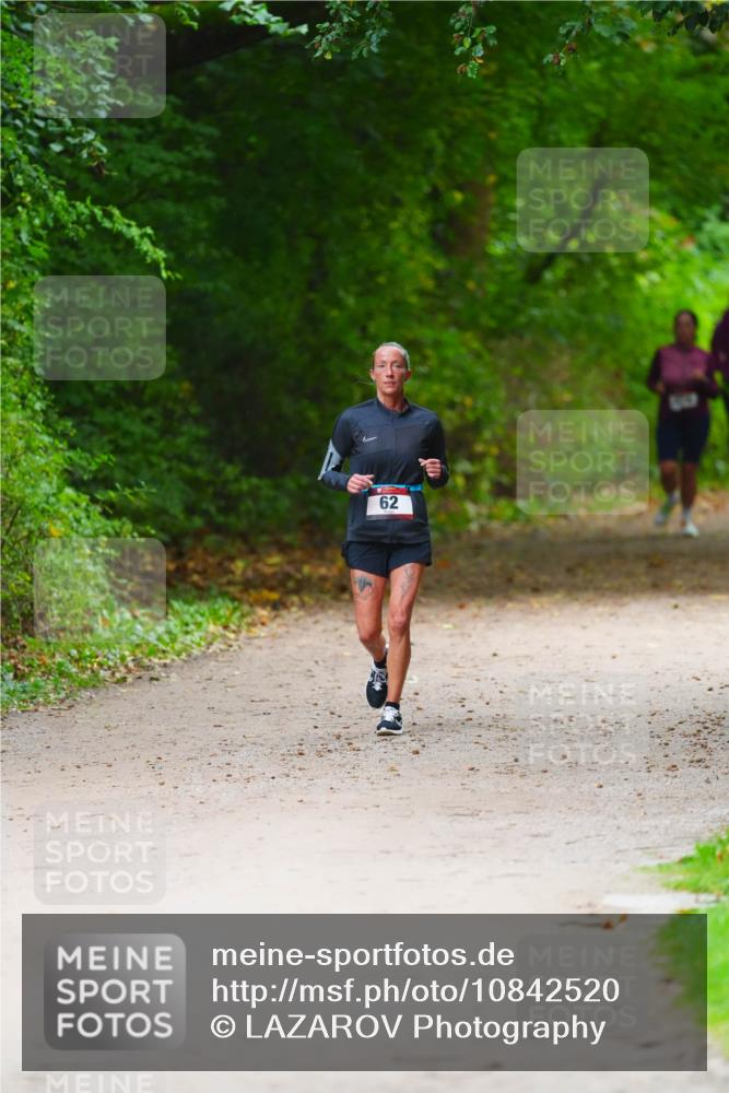 11.10.2026 - Bramfelder Halbmarathon 2026 LAZAROV Photography http://msf.ph/oto/10842520 11.10.2026 10:31:15 Laufen 62 meine-sportfotos.de