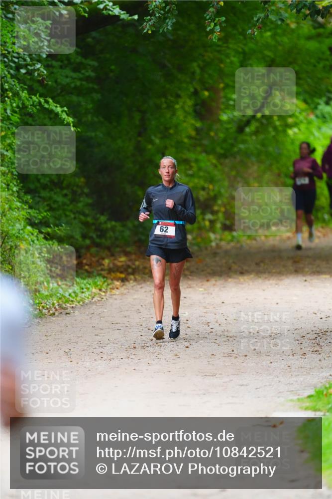 11.10.2026 - Bramfelder Halbmarathon 2026 LAZAROV Photography http://msf.ph/oto/10842521 11.10.2026 10:31:15 Laufen 62 meine-sportfotos.de
