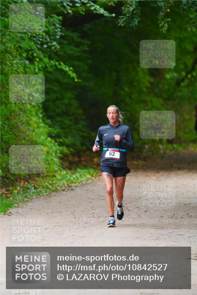 11.10.2026 - Bramfelder Halbmarathon 2026 LAZAROV Photography http://msf.ph/oto/10842527 11.10.2026 10:31:17 Laufen 62 meine-sportfotos.de