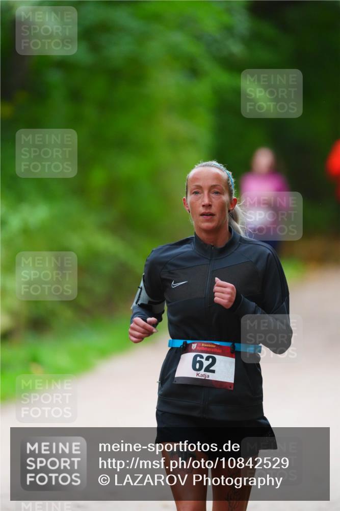 11.10.2026 - Bramfelder Halbmarathon 2026 LAZAROV Photography http://msf.ph/oto/10842529 11.10.2026 10:31:26 Laufen 62 meine-sportfotos.de