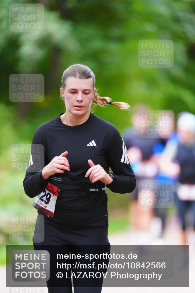 11.10.2026 - Bramfelder Halbmarathon 2026 LAZAROV Photography http://msf.ph/oto/10842566 11.10.2026 10:32:09 Laufen 29 meine-sportfotos.de