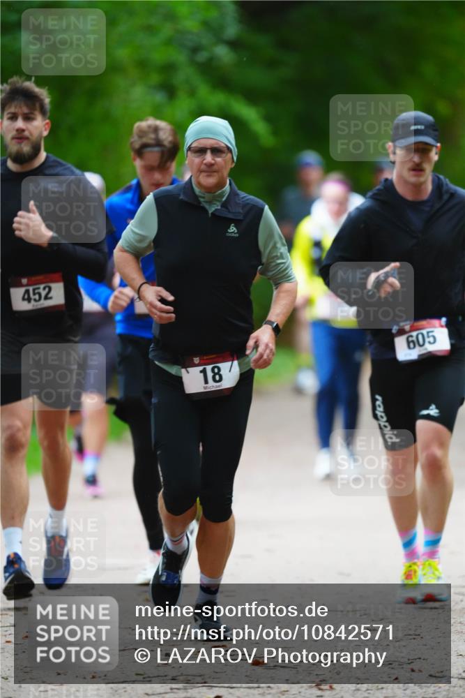 11.10.2026 - Bramfelder Halbmarathon 2026 LAZAROV Photography http://msf.ph/oto/10842571 11.10.2026 10:32:14 Laufen 452, 18, 605 meine-sportfotos.de