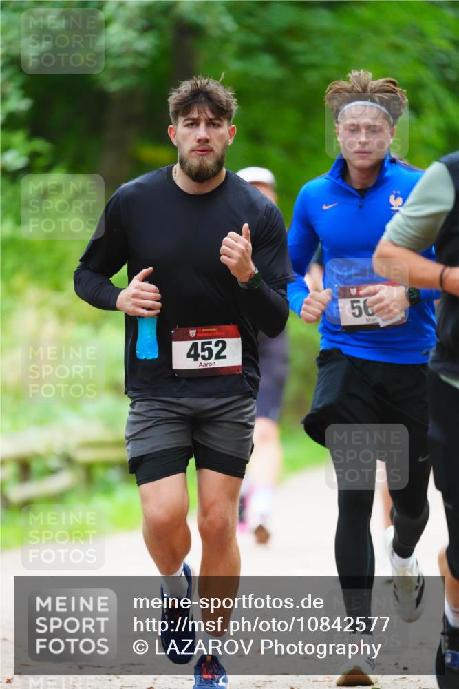 11.10.2026 - Bramfelder Halbmarathon 2026 LAZAROV Photography http://msf.ph/oto/10842577 11.10.2026 10:32:16 Laufen 452, 56 meine-sportfotos.de