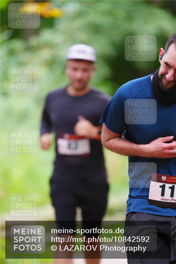 11.10.2026 - Bramfelder Halbmarathon 2026 LAZAROV Photography http://msf.ph/oto/10842592 11.10.2026 10:32:22 Laufen 35, 11 meine-sportfotos.de