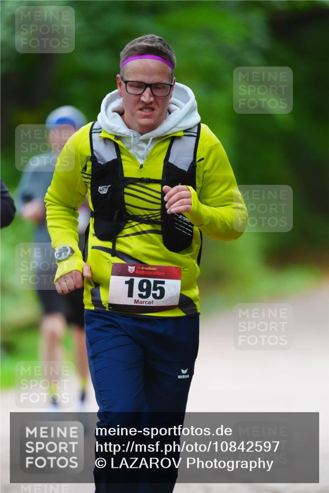 11.10.2026 - Bramfelder Halbmarathon 2026 LAZAROV Photography http://msf.ph/oto/10842597 11.10.2026 10:32:23 Laufen 35, 195 meine-sportfotos.de