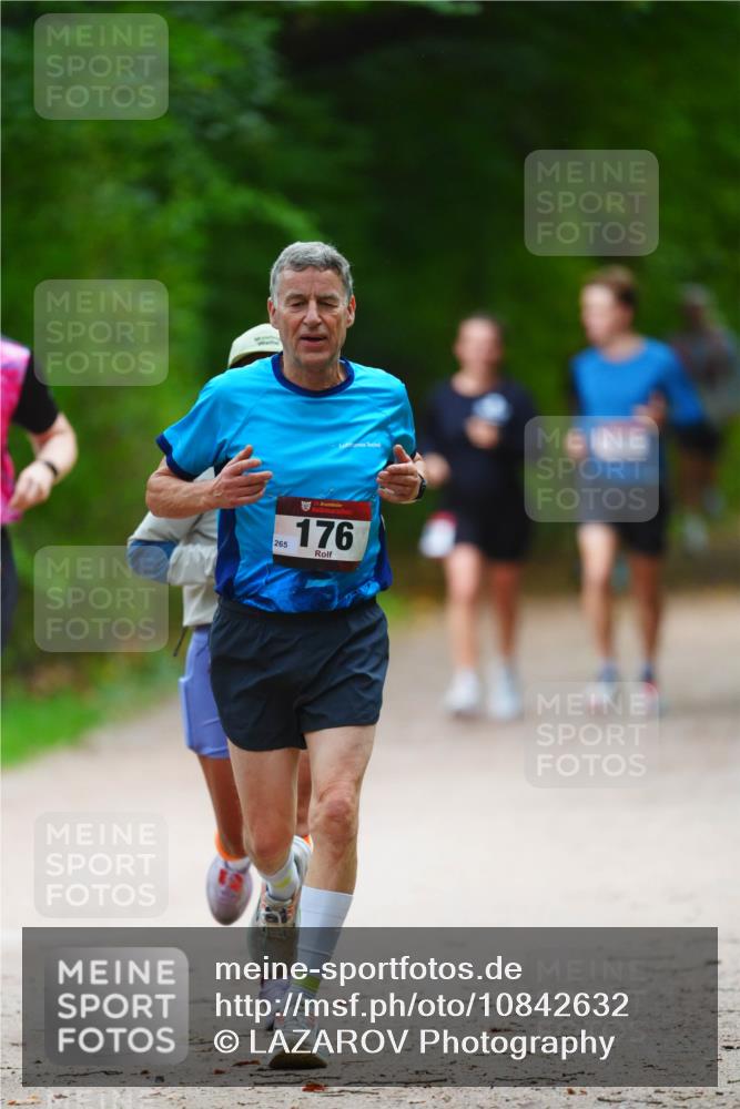 11.10.2026 - Bramfelder Halbmarathon 2026 LAZAROV Photography http://msf.ph/oto/10842632 11.10.2026 10:32:47 Laufen 176, 265 meine-sportfotos.de