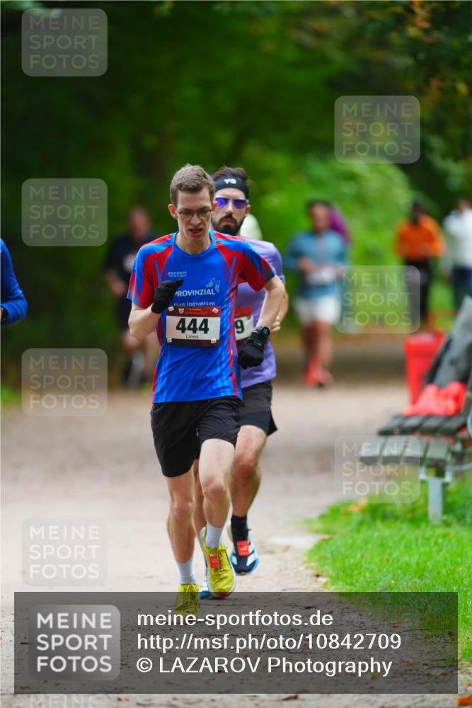 11.10.2026 - Bramfelder Halbmarathon 2026 LAZAROV Photography http://msf.ph/oto/10842709 11.10.2026 10:33:33 Laufen 444, 9 meine-sportfotos.de