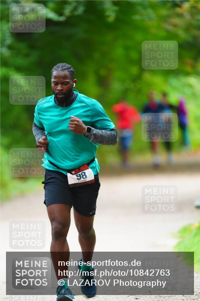 11.10.2026 - Bramfelder Halbmarathon 2026 LAZAROV Photography http://msf.ph/oto/10842763 11.10.2026 10:34:18 Laufen 98 meine-sportfotos.de