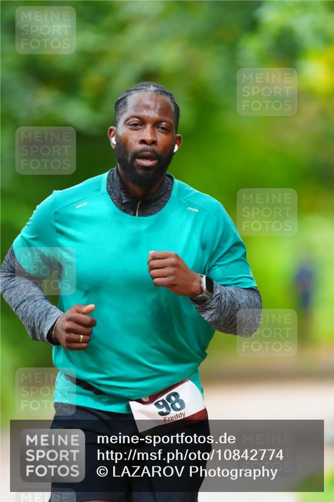 11.10.2026 - Bramfelder Halbmarathon 2026 LAZAROV Photography http://msf.ph/oto/10842774 11.10.2026 10:34:22 Laufen 98 meine-sportfotos.de