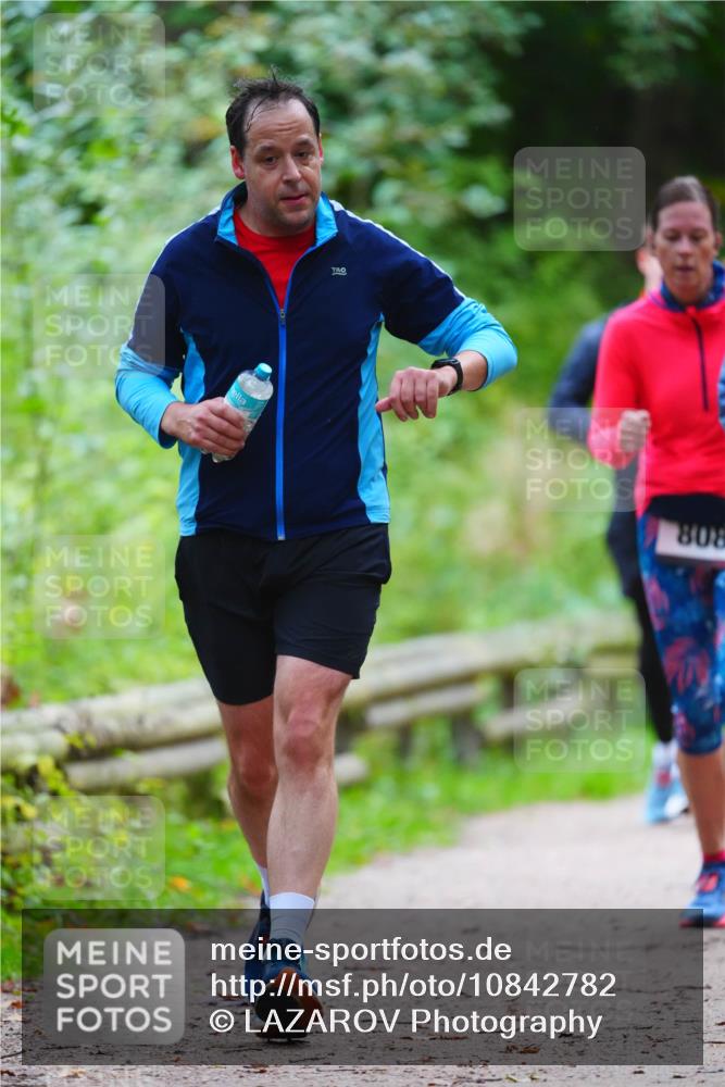 11.10.2026 - Bramfelder Halbmarathon 2026 LAZAROV Photography http://msf.ph/oto/10842782 11.10.2026 10:34:38 Laufen 808 meine-sportfotos.de