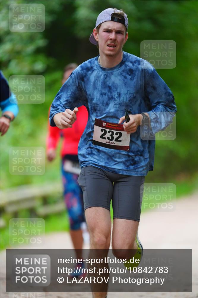 11.10.2026 - Bramfelder Halbmarathon 2026 LAZAROV Photography http://msf.ph/oto/10842783 11.10.2026 10:34:39 Laufen 35, 232 meine-sportfotos.de