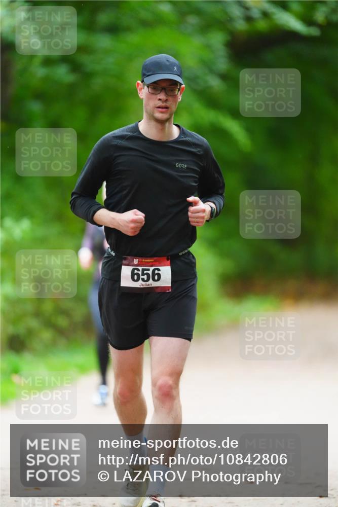 11.10.2026 - Bramfelder Halbmarathon 2026 LAZAROV Photography http://msf.ph/oto/10842806 11.10.2026 10:34:56 Laufen 656 meine-sportfotos.de