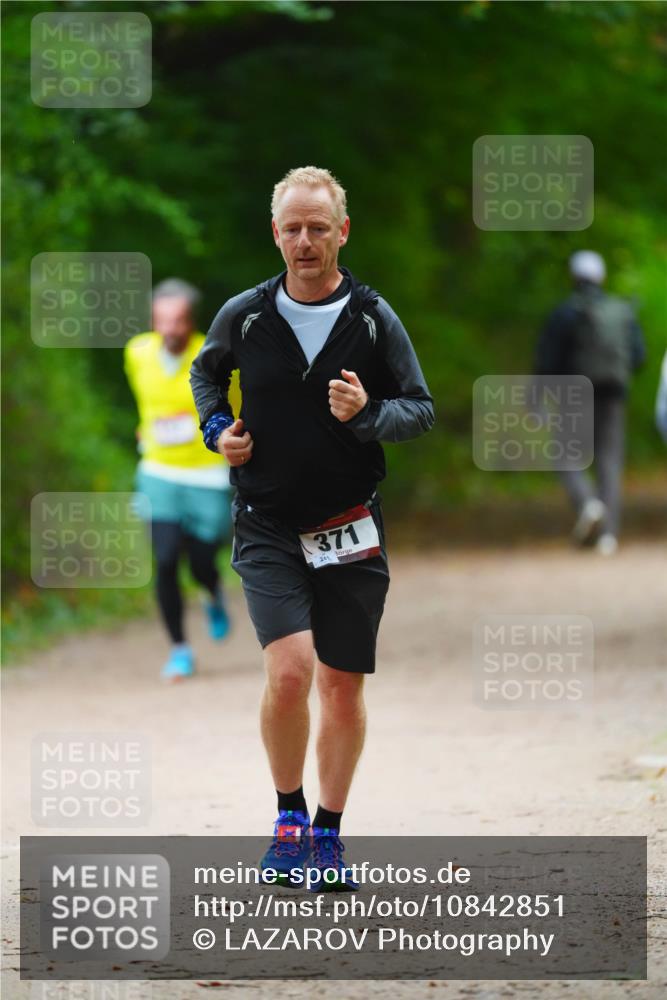 11.10.2026 - Bramfelder Halbmarathon 2026 LAZAROV Photography http://msf.ph/oto/10842851 11.10.2026 10:35:27 Laufen 371, 241, 3 meine-sportfotos.de