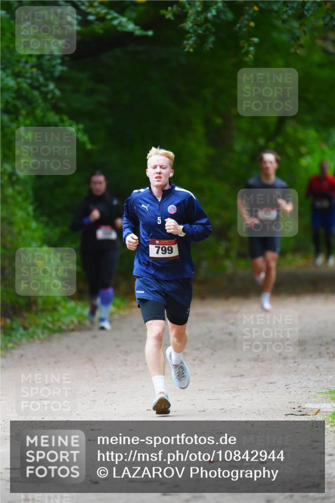 11.10.2026 - Bramfelder Halbmarathon 2026 LAZAROV Photography http://msf.ph/oto/10842944 11.10.2026 10:37:27 Laufen 5, 799 meine-sportfotos.de