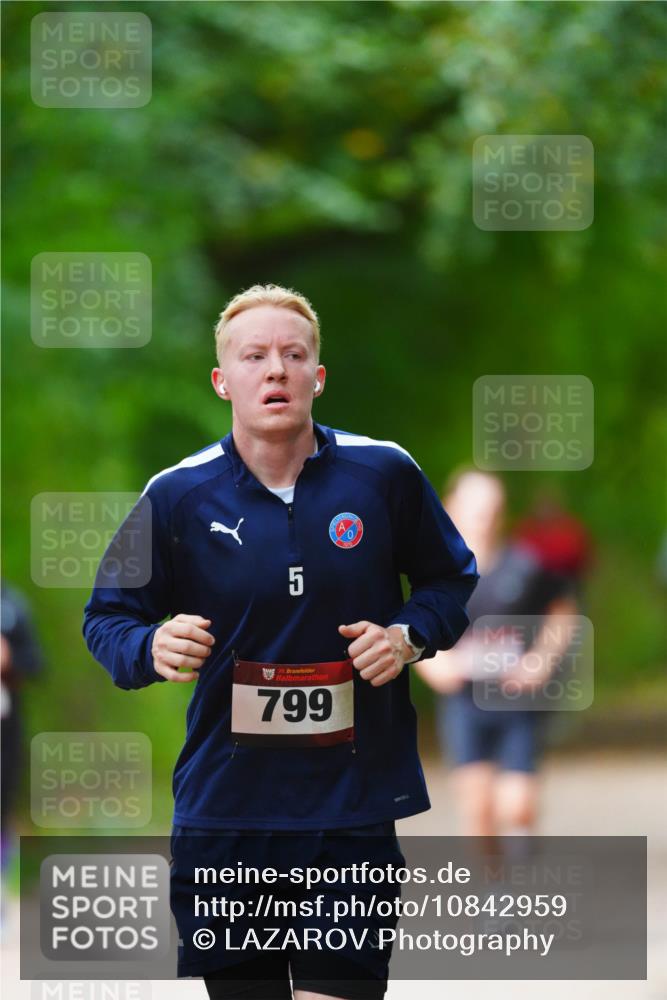 11.10.2026 - Bramfelder Halbmarathon 2026 LAZAROV Photography http://msf.ph/oto/10842959 11.10.2026 10:37:33 Laufen 5, 799, 5 meine-sportfotos.de