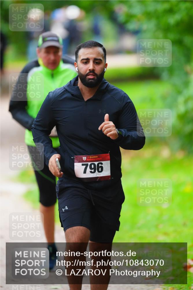 11.10.2026 - Bramfelder Halbmarathon 2026 LAZAROV Photography http://msf.ph/oto/10843070 11.10.2026 10:39:00 Laufen 35, 796 meine-sportfotos.de