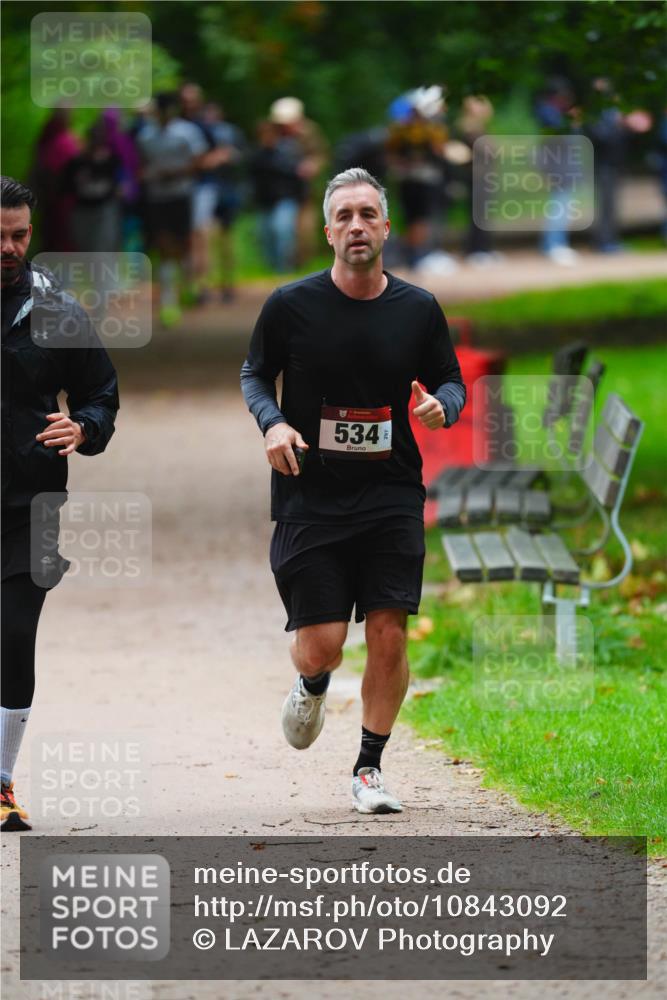 11.10.2026 - Bramfelder Halbmarathon 2026 LAZAROV Photography http://msf.ph/oto/10843092 11.10.2026 10:39:16 Laufen 534 meine-sportfotos.de
