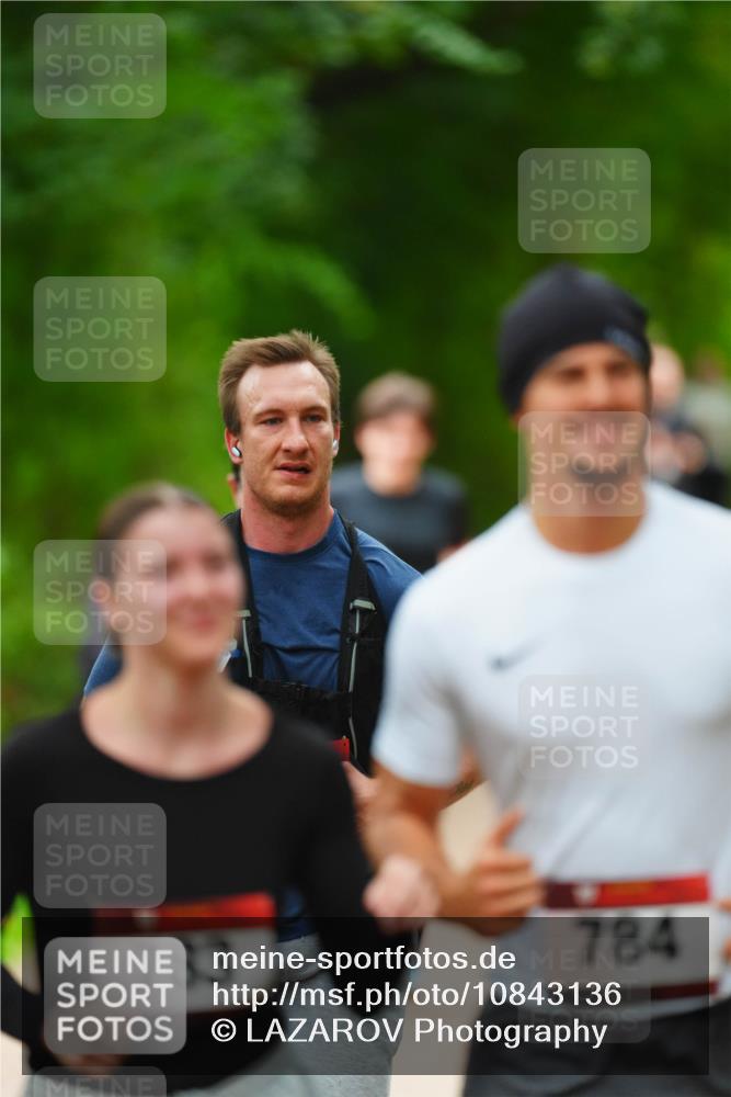 11.10.2026 - Bramfelder Halbmarathon 2026 LAZAROV Photography http://msf.ph/oto/10843136 11.10.2026 10:39:44 Laufen 783, 784 meine-sportfotos.de