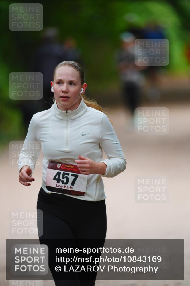 11.10.2026 - Bramfelder Halbmarathon 2026 LAZAROV Photography http://msf.ph/oto/10843169 11.10.2026 10:40:08 Laufen 35, 457 meine-sportfotos.de