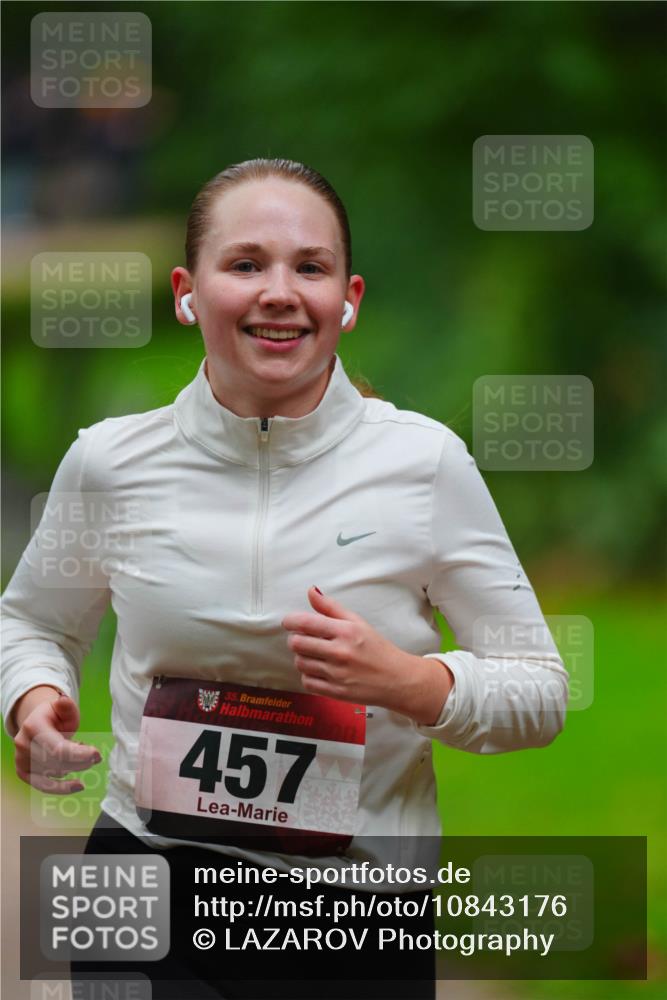 11.10.2026 - Bramfelder Halbmarathon 2026 LAZAROV Photography http://msf.ph/oto/10843176 11.10.2026 10:40:10 Laufen 35, 457 meine-sportfotos.de