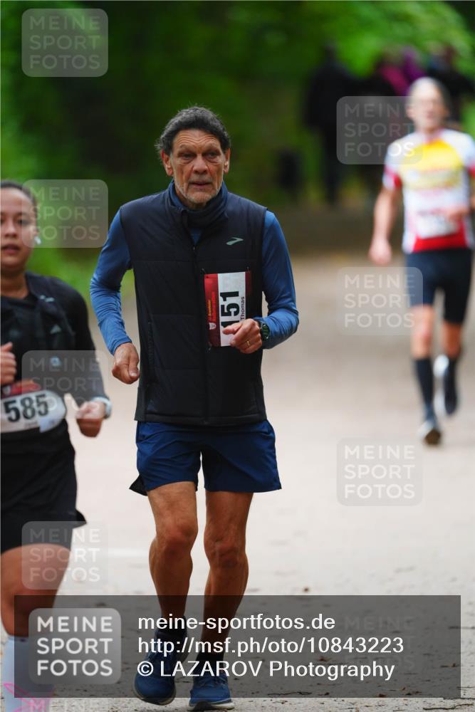 11.10.2026 - Bramfelder Halbmarathon 2026 LAZAROV Photography http://msf.ph/oto/10843223 11.10.2026 10:40:42 Laufen 585, 151 meine-sportfotos.de