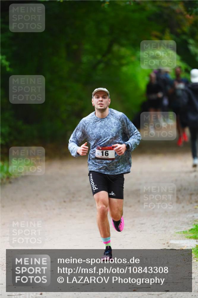 11.10.2026 - Bramfelder Halbmarathon 2026 LAZAROV Photography http://msf.ph/oto/10843308 11.10.2026 10:41:44 Laufen 16 meine-sportfotos.de
