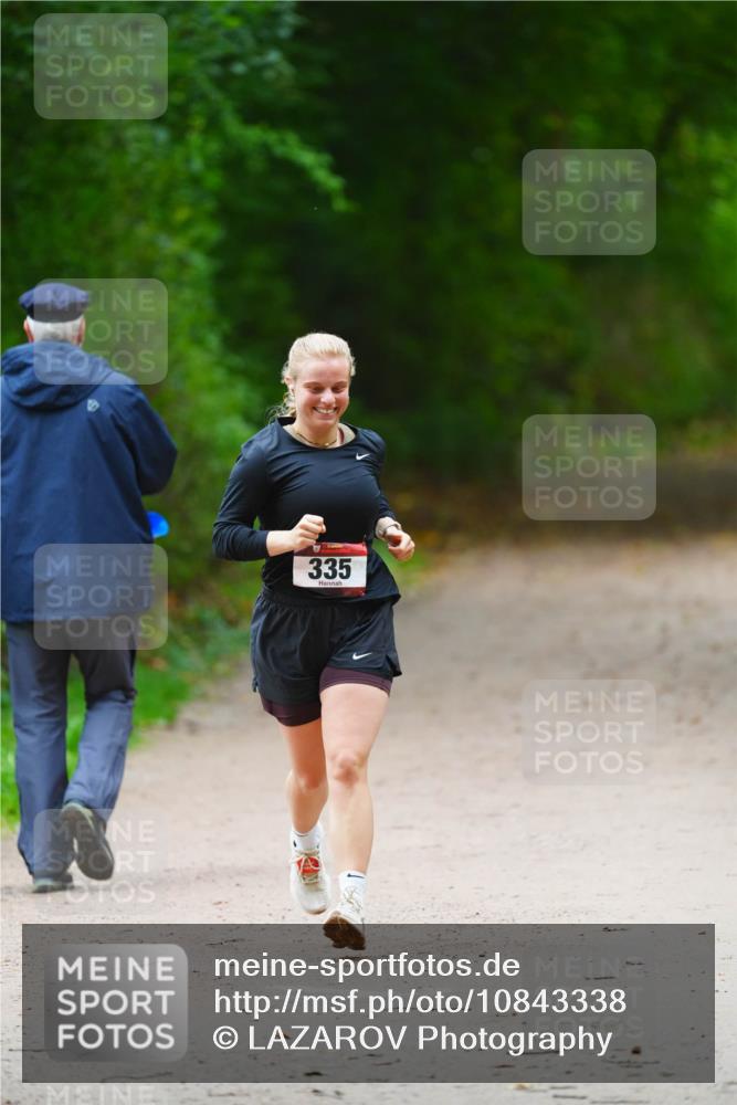 11.10.2026 - Bramfelder Halbmarathon 2026 LAZAROV Photography http://msf.ph/oto/10843338 11.10.2026 10:42:03 Laufen 335 meine-sportfotos.de